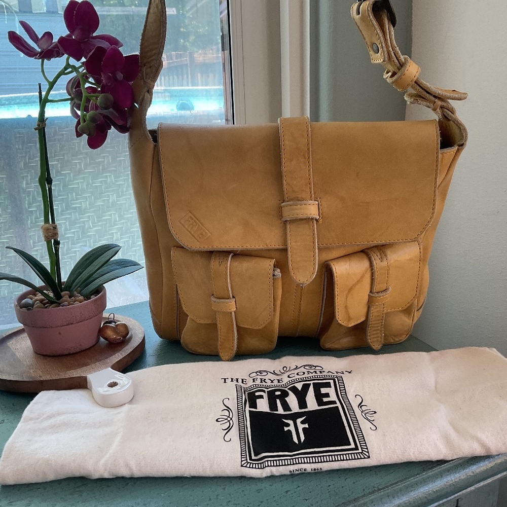 Frye All Leather “Rare Classic” Leather Handbag